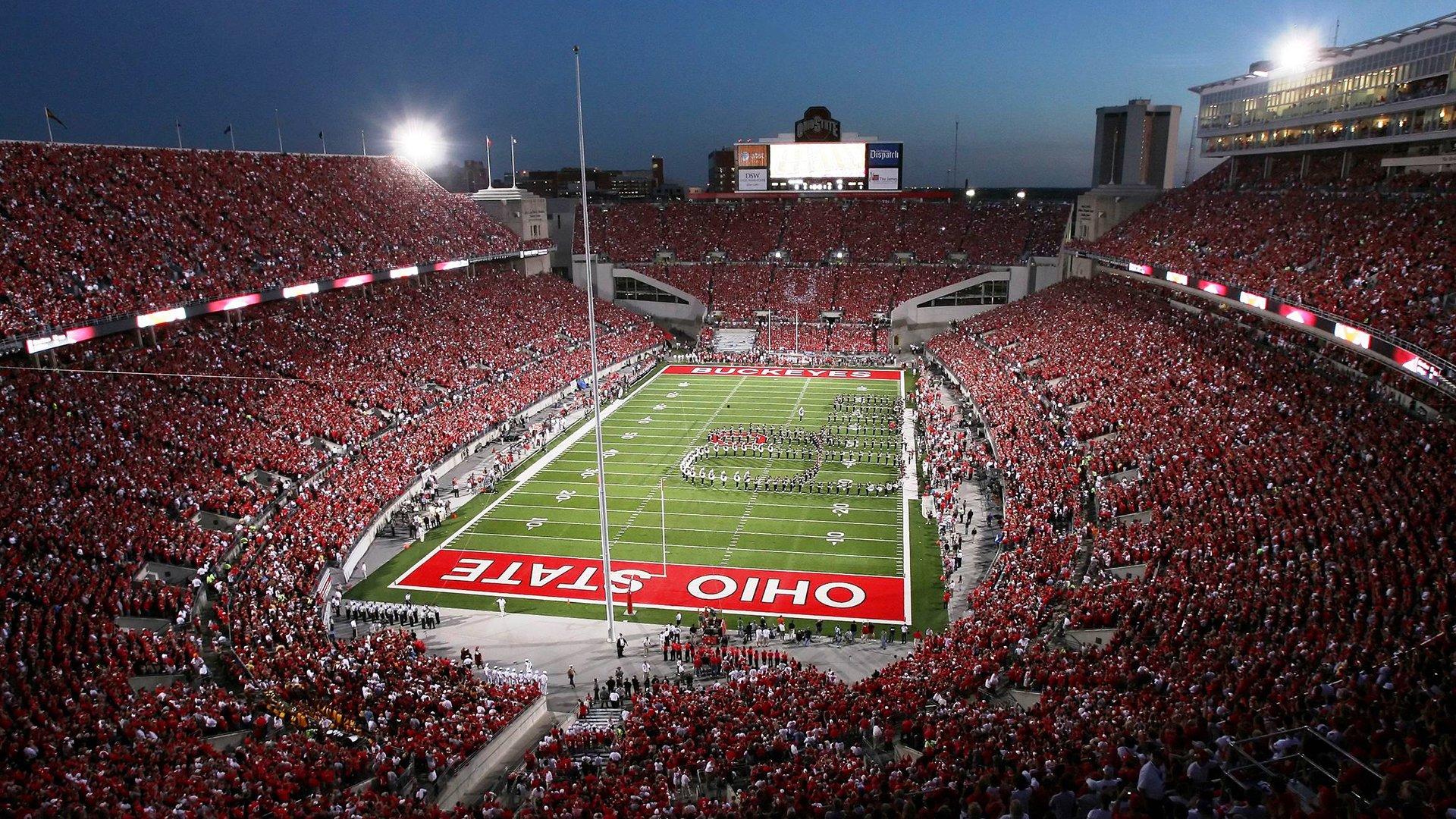 巴列卡诺主场现争议辱骂风波 巴萨球员遭极端球迷攻击滚出去