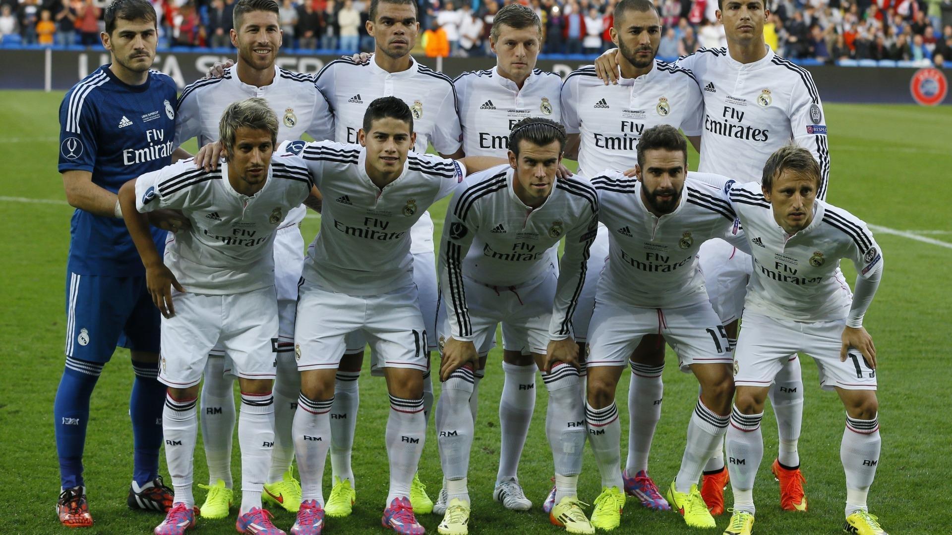 阿隆索婉拒评论巴萨言论风波 勒沃库森专注德甲争冠征程